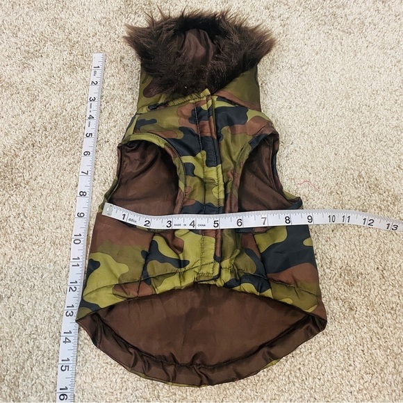 Simply Dog Camo Dog Coat Jacket Faux Fur Hood Trim - Picture 5 of 14
